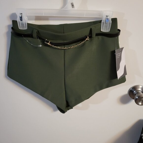 LOVE POEM BY BLOCK Pants - NWT LOVE POEM BY BLOCK GREEN HOT PANTS SZ M